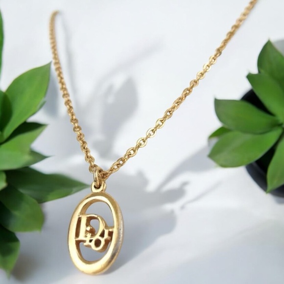 DIOR Signature Necklace ๐ฅ๐ฅ๐ฅ - Picture 3 of 9